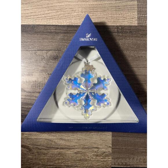 New Swarovski Crystal 25th Anniversary Large Snowflake Ornament From 2016 - Picture 1 of 3